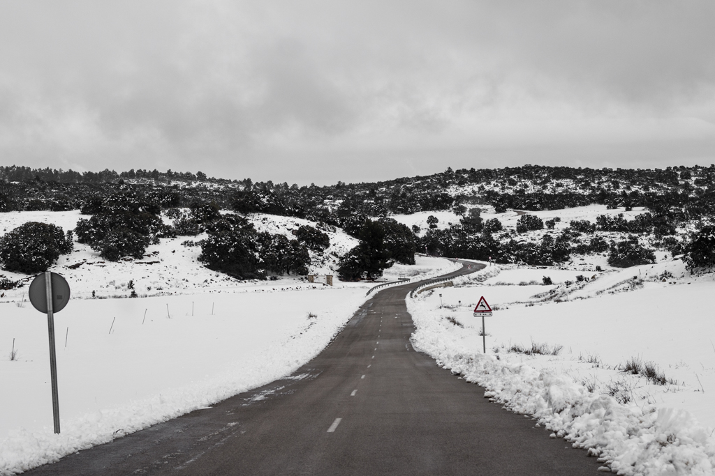 Carretera al paraiso
Fotografía realizada en El Sahuco (Albacete), durante la gran nevada ocasionada en Enero de 2017.
